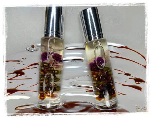 BathWerx Chocolate Bourbon Fall Roll-On Perfume Oil – 10ml glass vial with purple florals and dark beads in rich bourbon drizzle